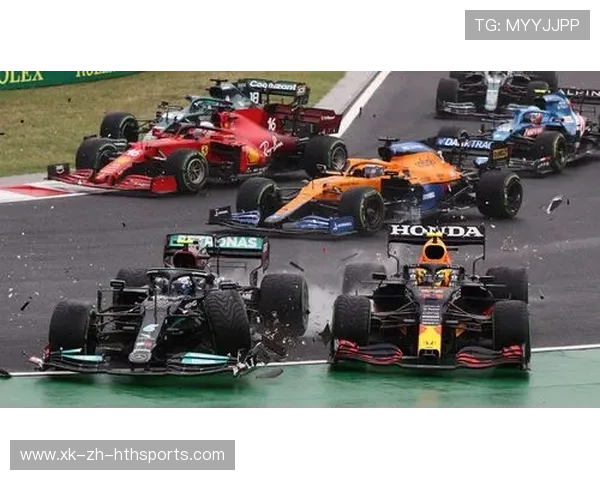 “震撼冲撞：惊心动魄的碰撞现场”，震撼一下